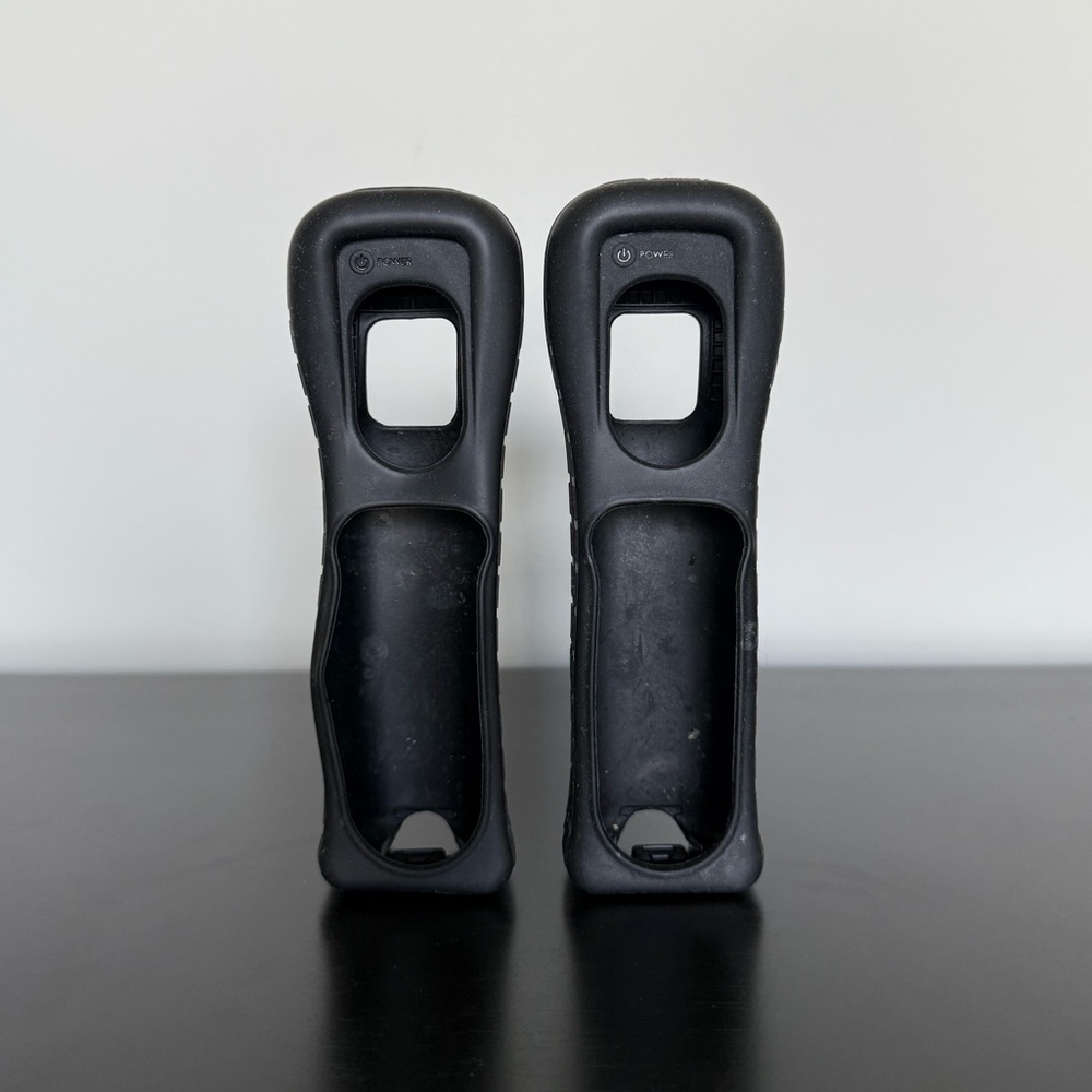 Nintendo | Wii Remote Jacket (Black) x2